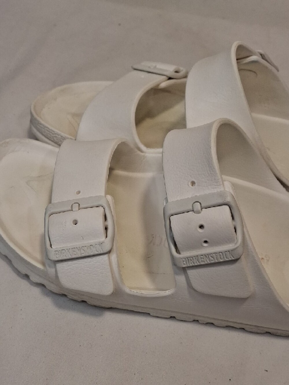 Birkenstock Women's White Synthetic Double-Strap Buckle Sandals. - Picture 6 of 13